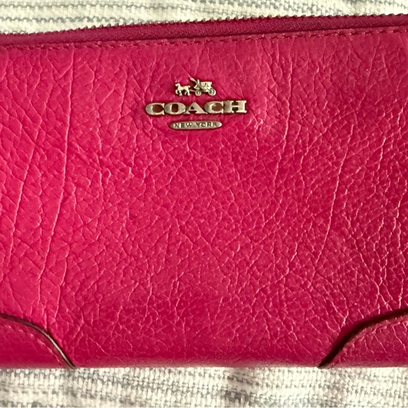 Coach Fuchsia Leather Wallet - Picture 1 of 3